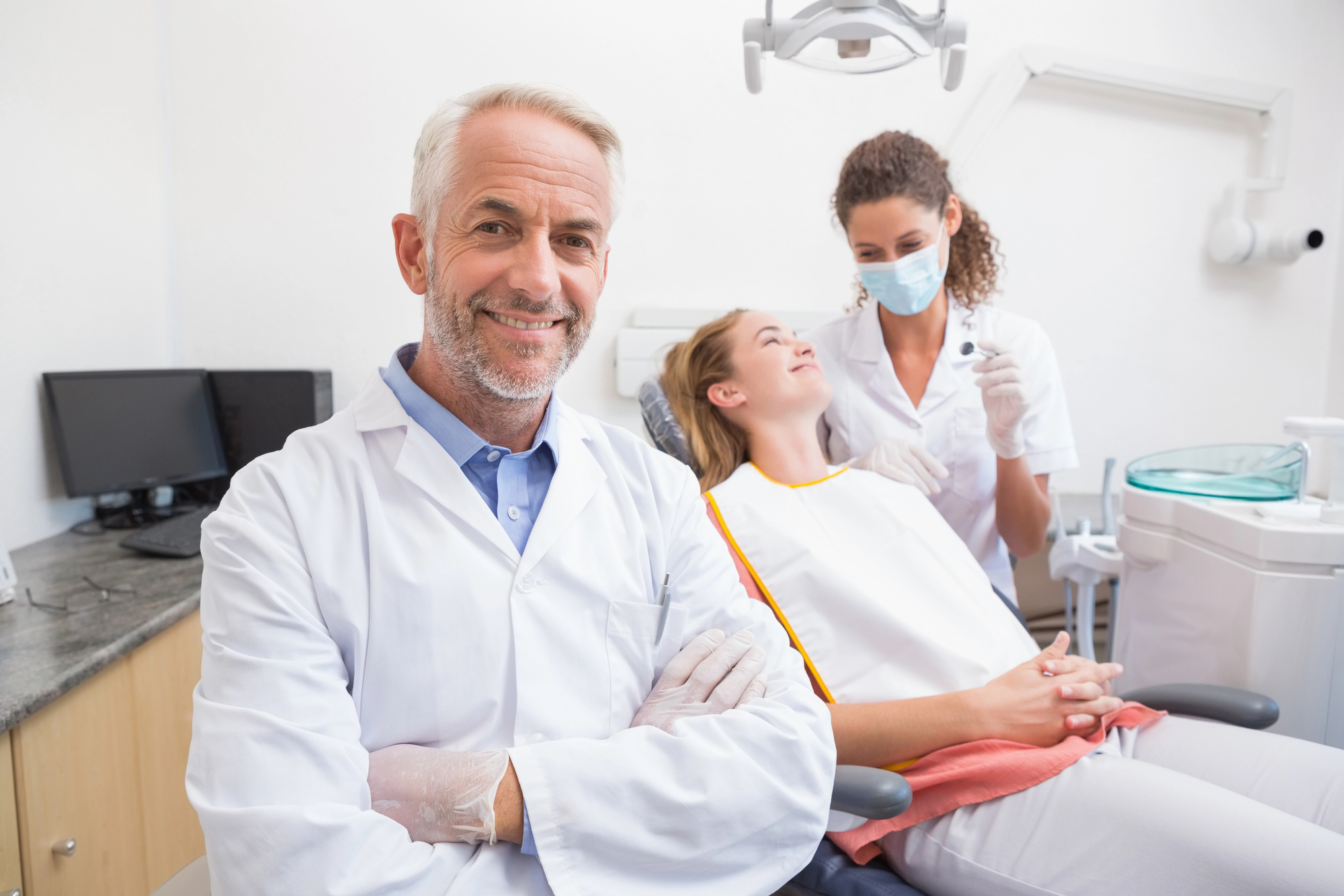 Seeing a Cosmetic Dentist in Somers, NY at Rosen Dental PC offers top 5 benefits. Call 914-277-8400 for your consultation.